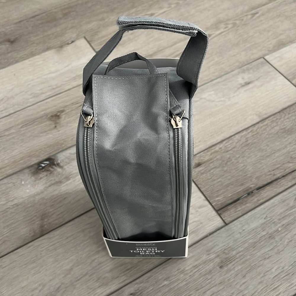 Gray Hanging Mesh Toiletry Bag - Picture 3 of 4
